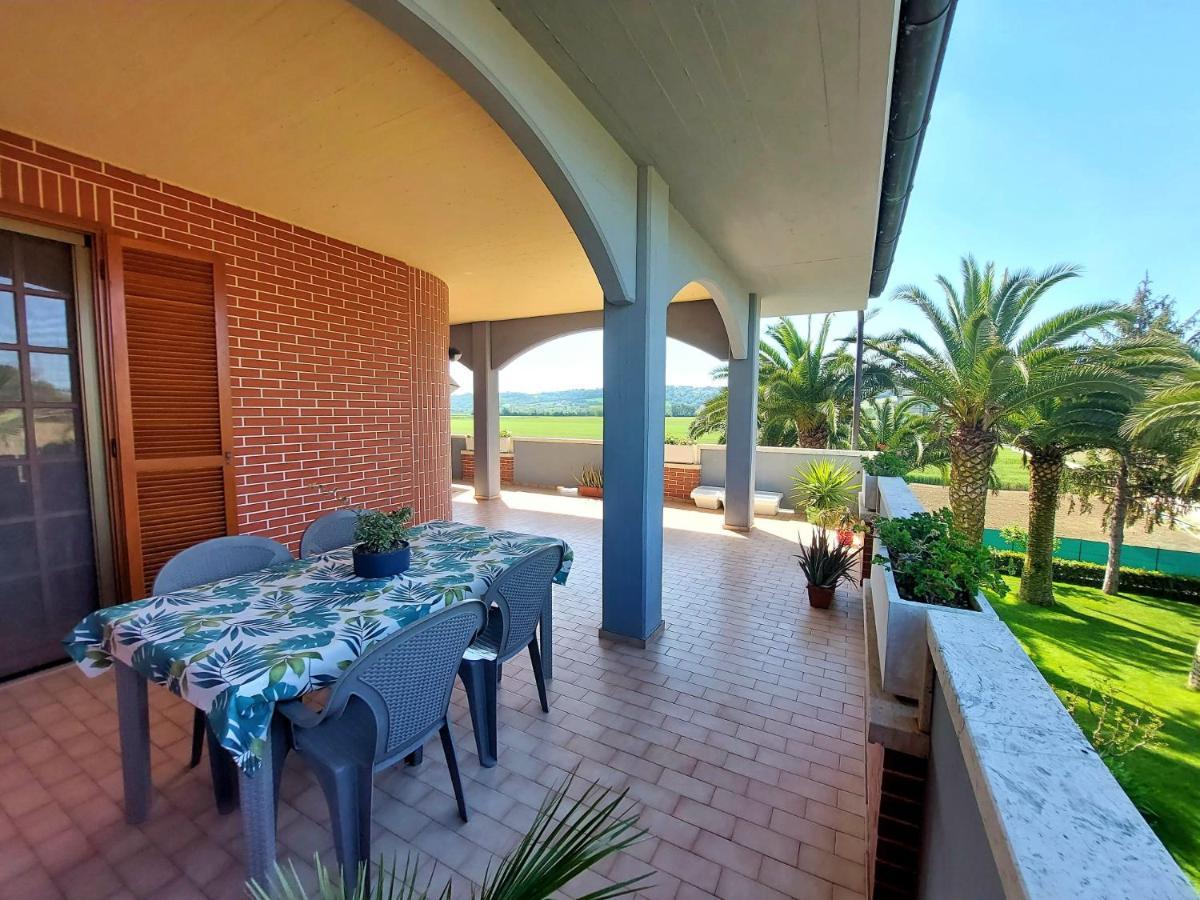B&B Sotto Le Palme Molino Ciccolini Exterior foto